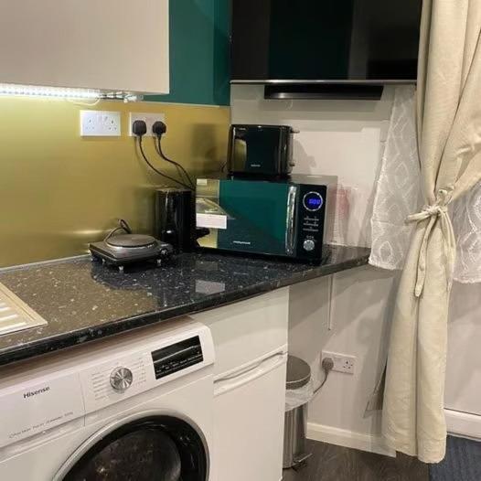 Vika Residence Deluxe Apartments Wednesbury Holiday Resort Exterior foto